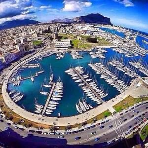 Meet your Posher, Ippolito